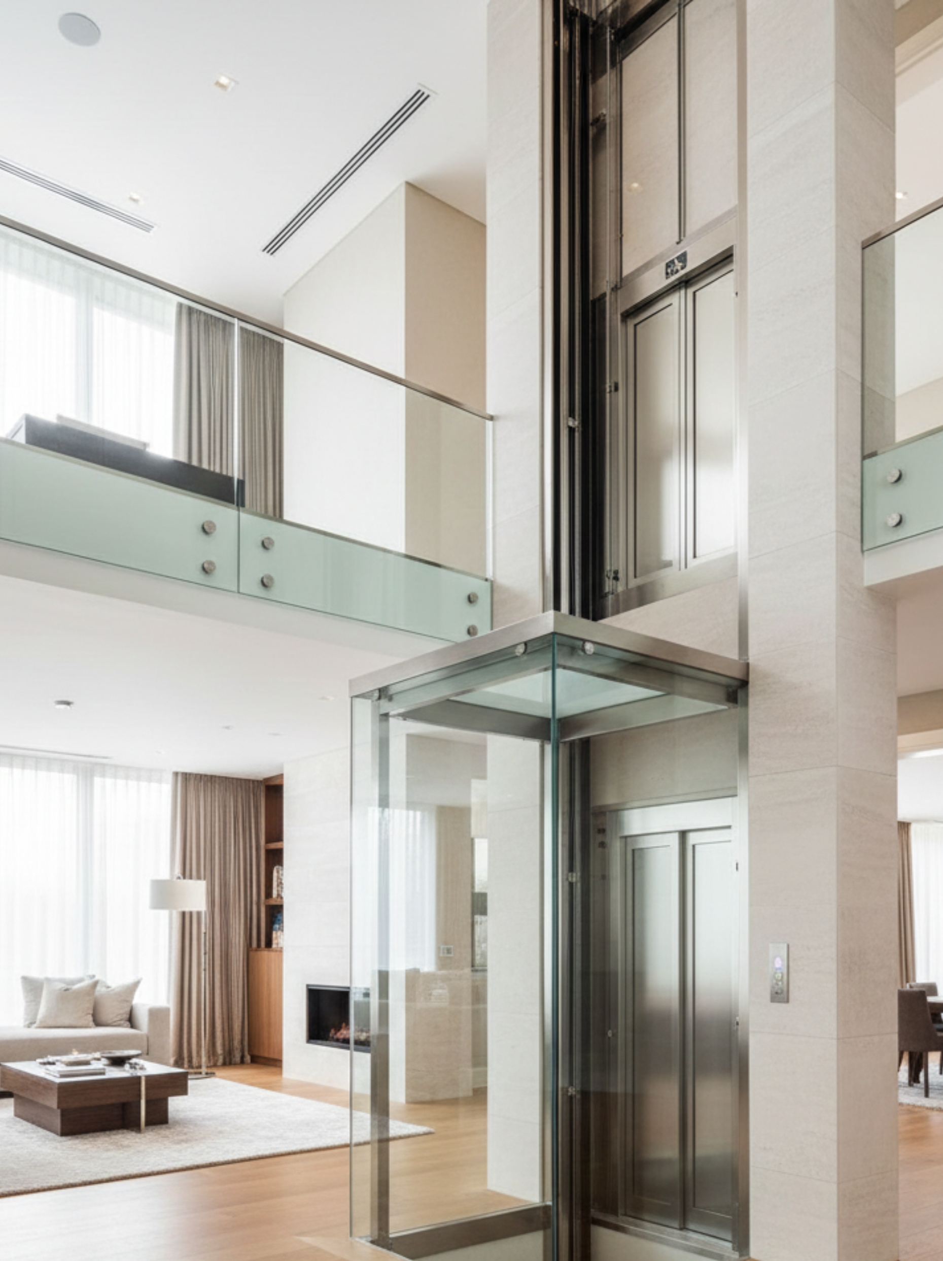Altivex hydraulic lift with customized cabin for private residences