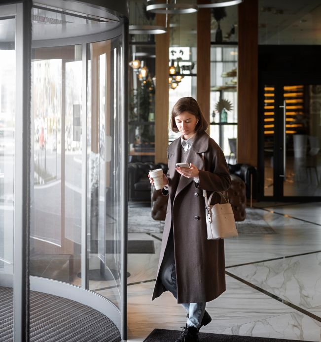 Modern lift systems by Altivex – leading elevator supplier Umm Al Quwain.