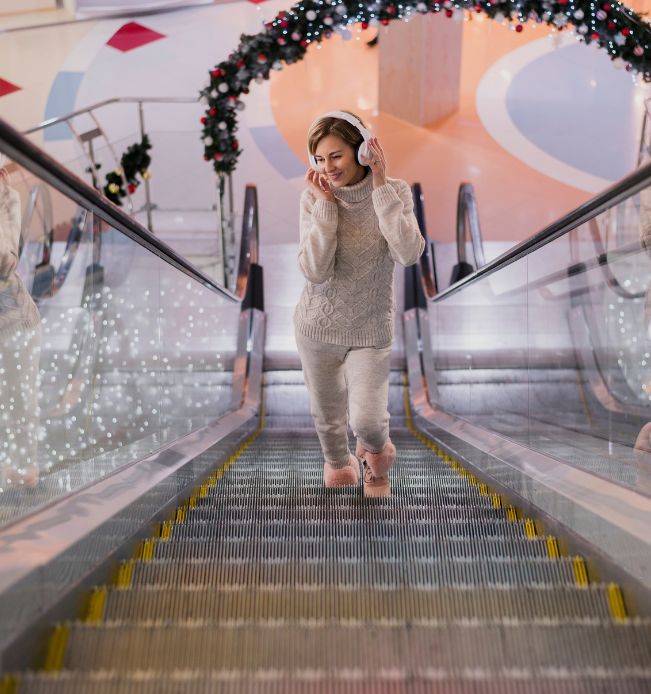 escalator system in uae