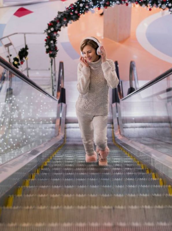 escalator system by Altivex